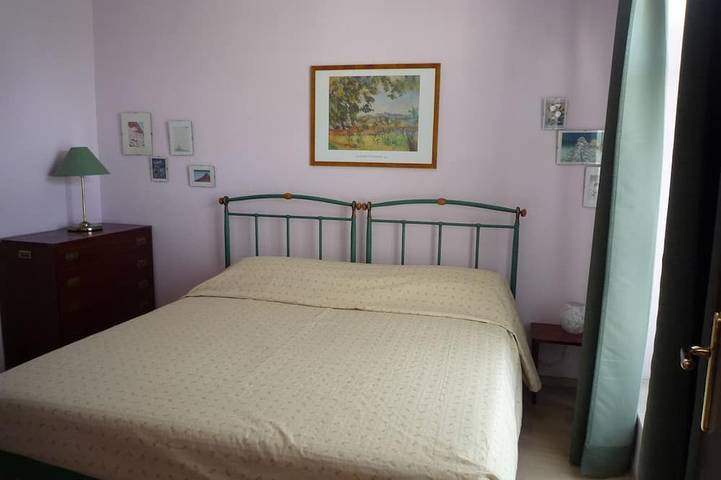 Gîte pour 4 personnes, avec jardin ainsi que balcon et piscine à Serralunga d'Alba - 2