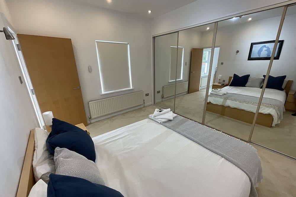 Ganze Wohnung, Apartment-Eigenes Badezimmer-One Bedroom (Mulsanne) in Crewe, Cheshire East