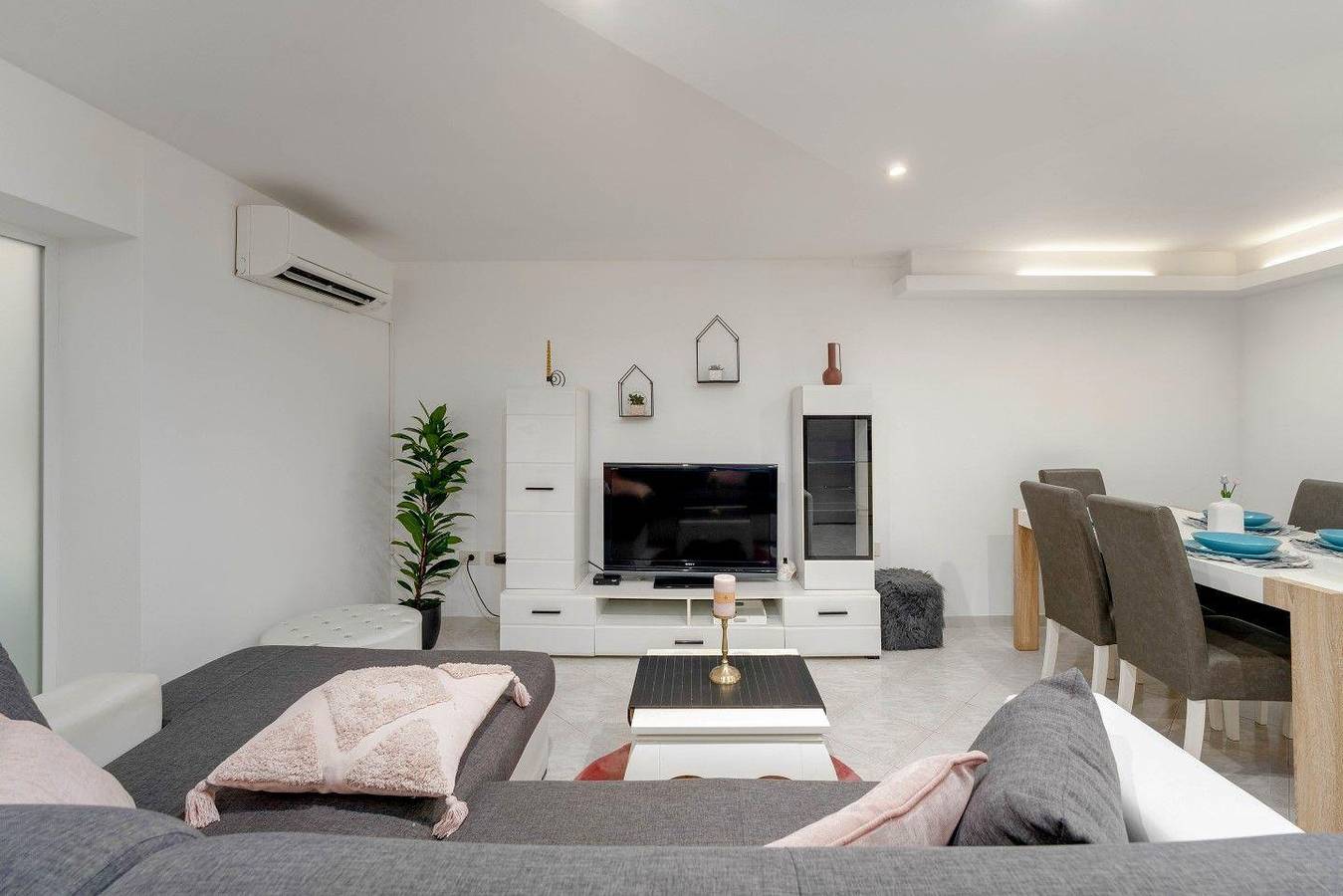 Ganze Ferienwohnung, Ferienwohnung für 2 Personen ca. 55 m² in Stancija Vinjeri Novigrad, Adriaküste Kroatien (Westküste von Istrien) in Novigrad, Umag und Umgebung