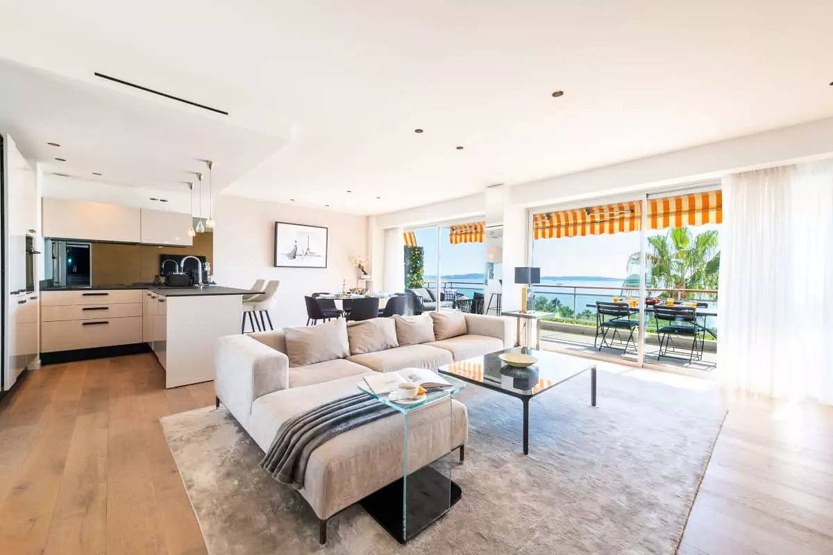 Appartement De Vacances pour 5 Personnes dans Vallauris, Région de Cannes