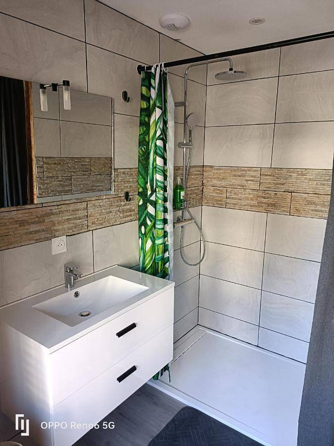 Gîte pour 2 personnes, avec terrasse à Aubin - 3