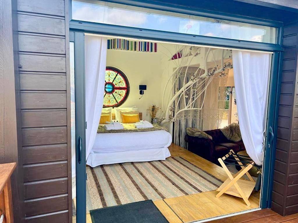 Cabane Spa Sauna in Ville-sur-Jarnioux, Région de Villefranche-sur-Saône