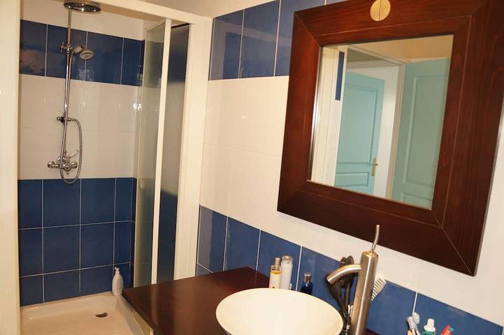 Location de vacances pour 10 personnes, avec jardin et terrasse à Bastelicaccia - 4