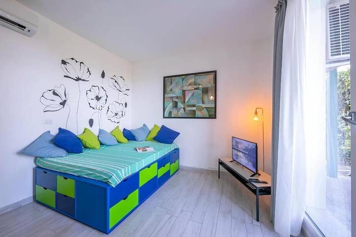 Ganze Wohnung, Gioia Sul Garda, App. 1 Grün: eine entspannende Ecke in Peschiera del Garda, Gardasee-Berge