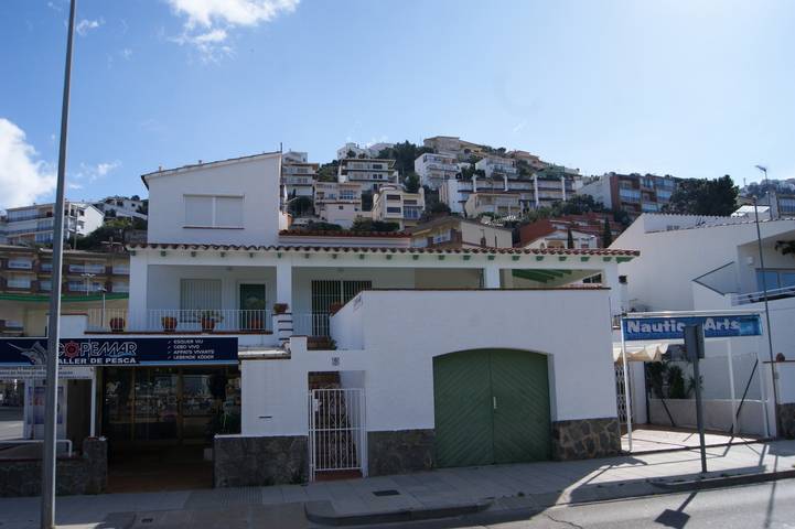 Villa für 11 Personen, mit Balkon/Terrasse, mit Haustier in Roses - 2