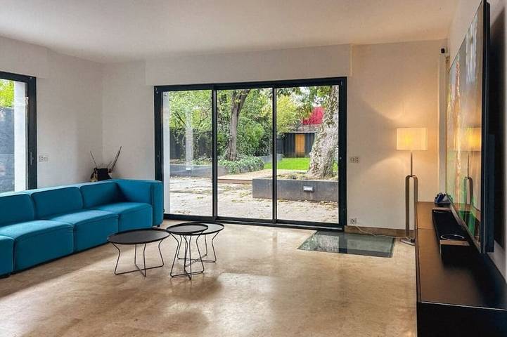 Location de vacances pour 6 personnes, avec jardin et terrasse à Villeneuve-la-Garenne - 2