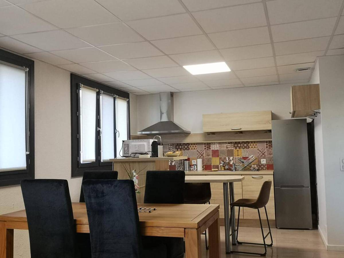 Two-Bedroom House in Capdenac, Lot