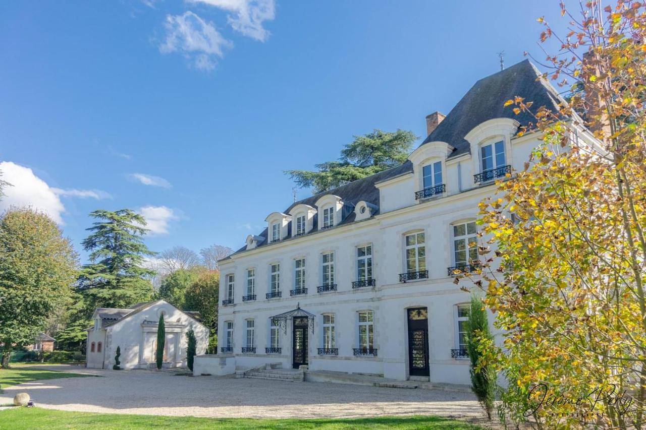 Double or Twin Room with View in Chaingy, Vallée de la Loire