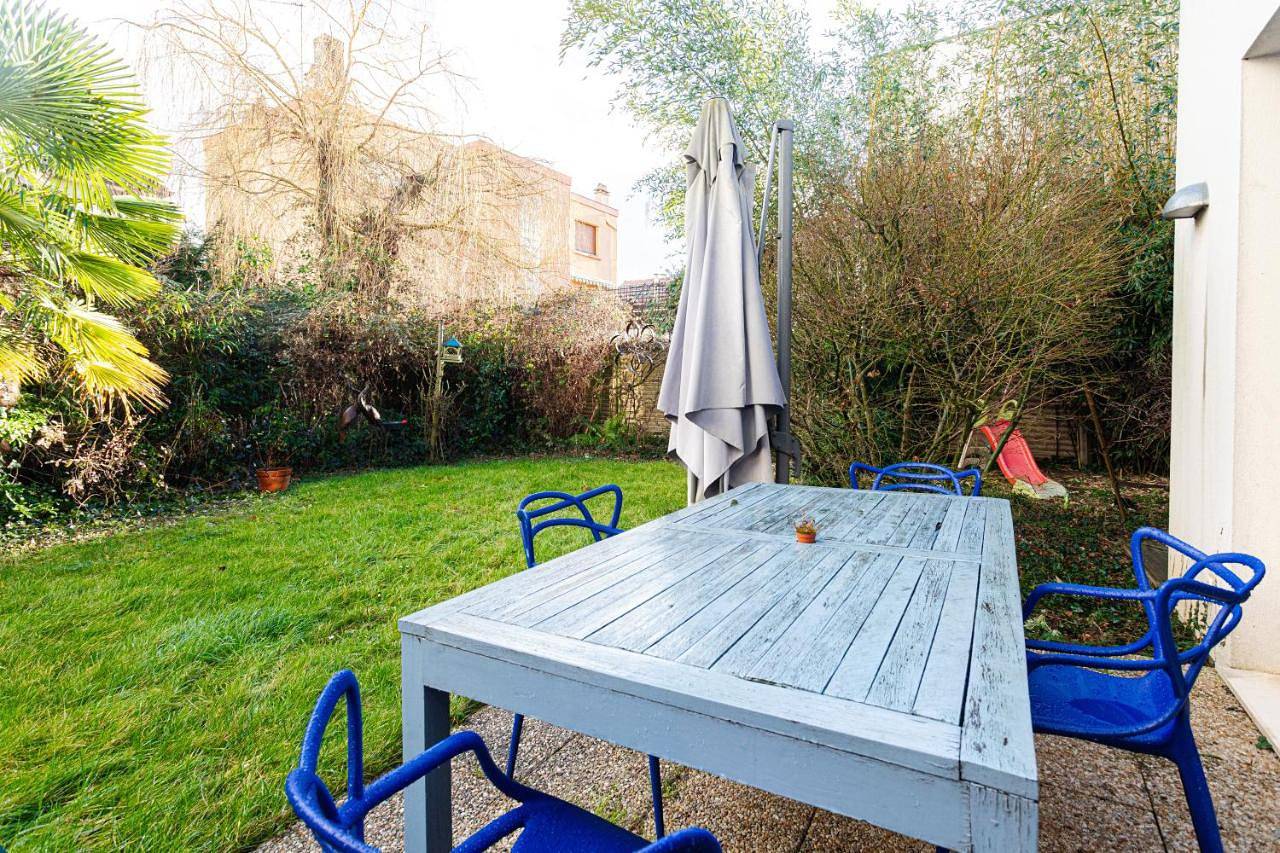 Two-Bedroom House in Châtillon, Hauts-de-Seine