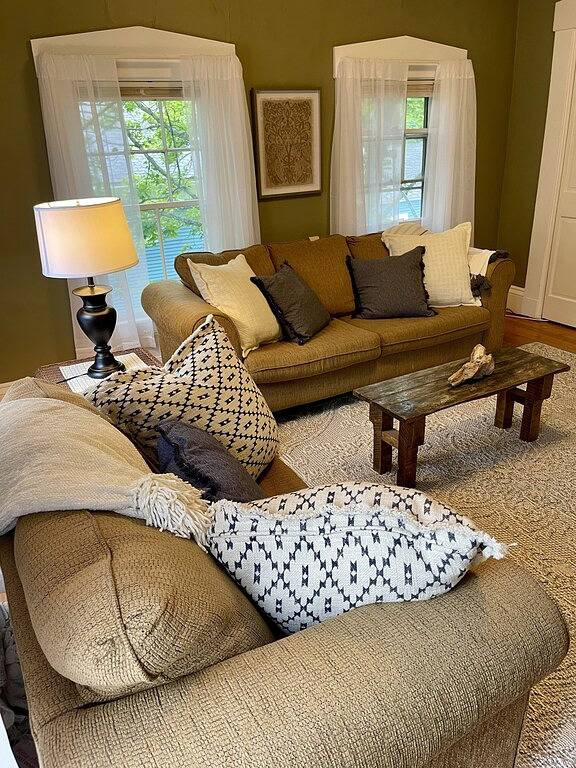 Ganze Wohnung, Close to Acadia and a short walk to downtown Ellsworth's restaurants and trails. in Ellsworth, Hancock County