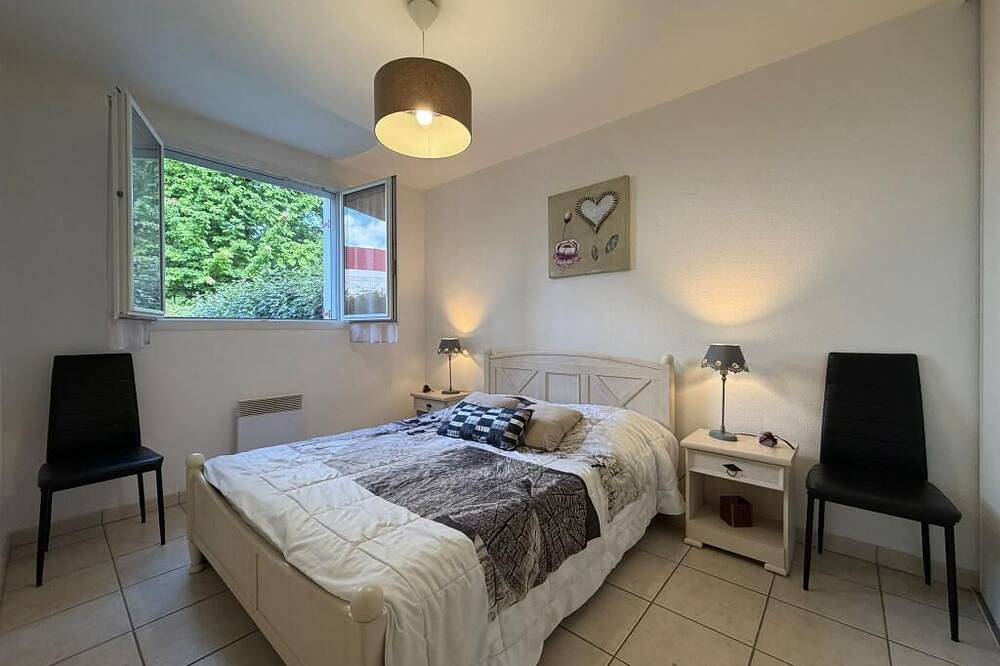 Entire apartment, The Mendi Alde Complex - Community Pool in Cambo-les-Bains, Bayonne region