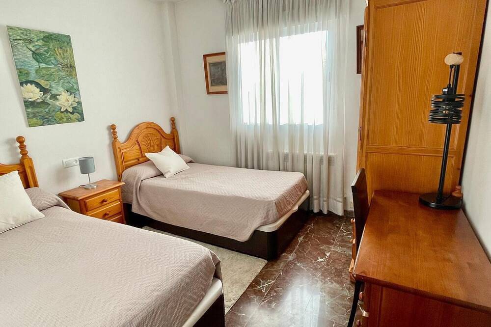 Casa Rural Lomalinda: Mountain Views, Wi-Fi, and Air Conditioning in Ogíjares, Granada Province