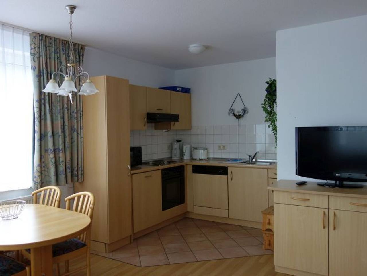 Ganze Ferienwohnung, Residenz Mühlenberg in Willingen (2) -.37 - Fewo für 4 Personen mit Pay-Tv (Ht in Willingen, die Mittelgebirge