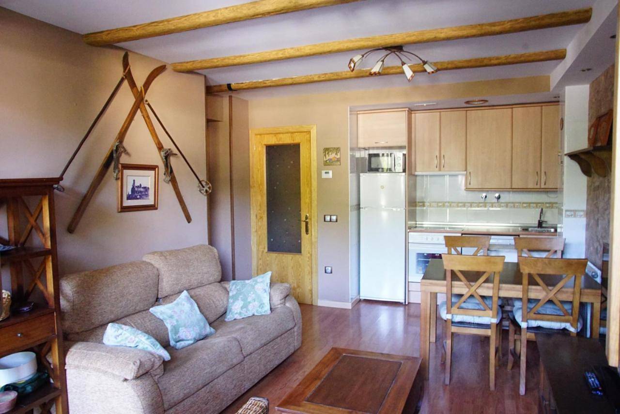 Apartamento entero, Vista Collarada in Villanúa, Pirineos