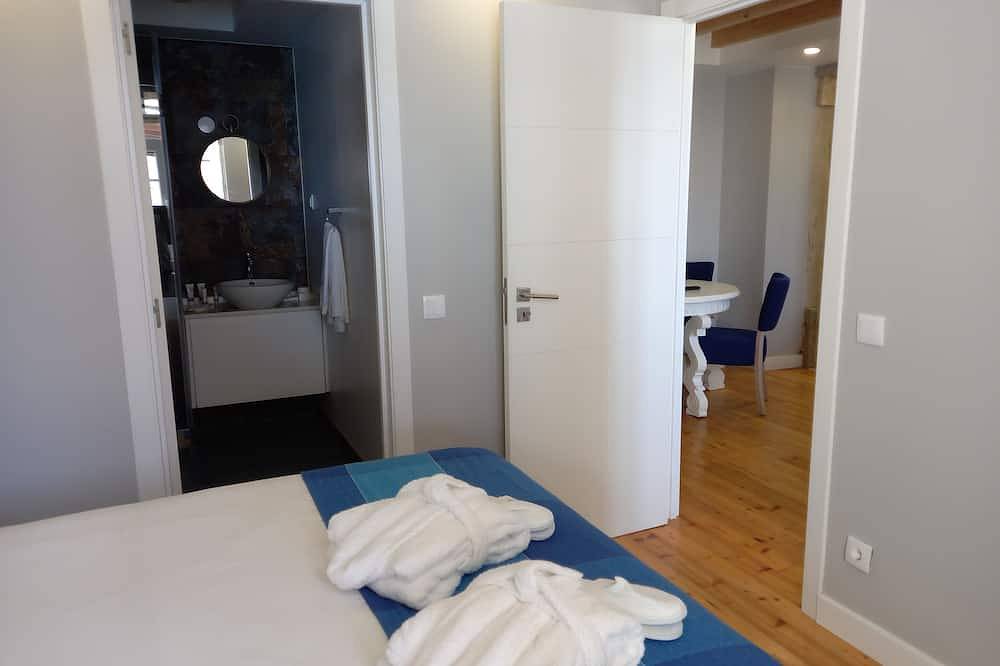 Ganze Wohnung, Apartment with sea view - Azenhas do mar (New) in Azenhas do Mar, Costa de Lisboa