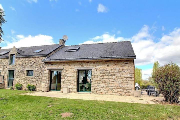 Maison de vacances pour 8 personnes, avec terrasse et jardin, animaux acceptés à Marzan