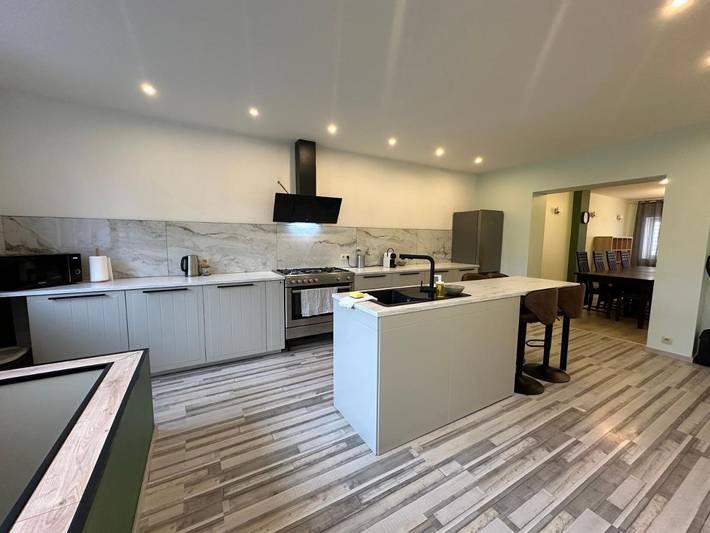 Location de vacances pour 5 personnes, avec jardin et vue à Herstal