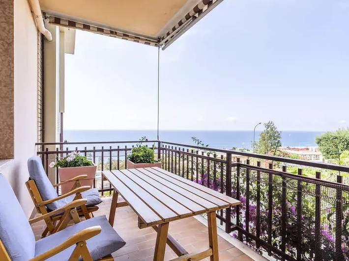 Location de vacances pour 2 personnes, avec Terrasse à San Remo