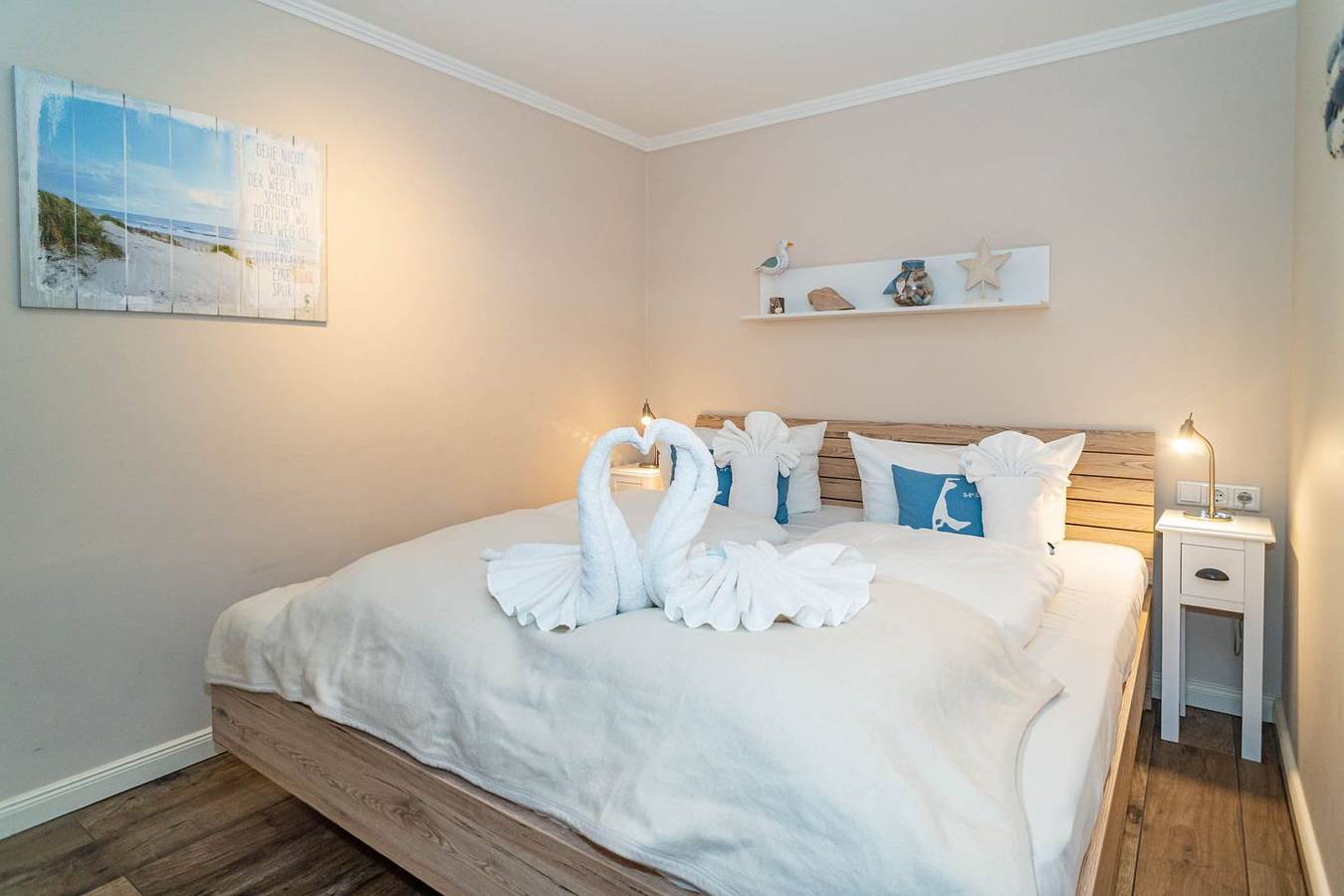 Entire apartment, 1-Zimmer-Ferienwohnung mit Balkon und Strandkorb - nur 200 Meter bis zum Strand. in Westerland, Sylt