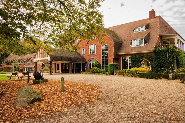 Hotel voor 2 personen, with zwembad and uitzicht as well as tuin and sauna, met huisdier in Losser