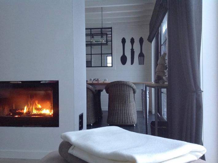 Location de vacances pour 2 personnes, avec jardin et jacuzzi ainsi que sauna et terrasse dans Erneuville - 4