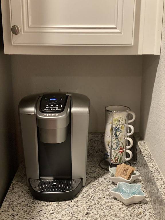 Shimmering Tides~Golf Cart~Secluded in Highland View, Emerald Coast