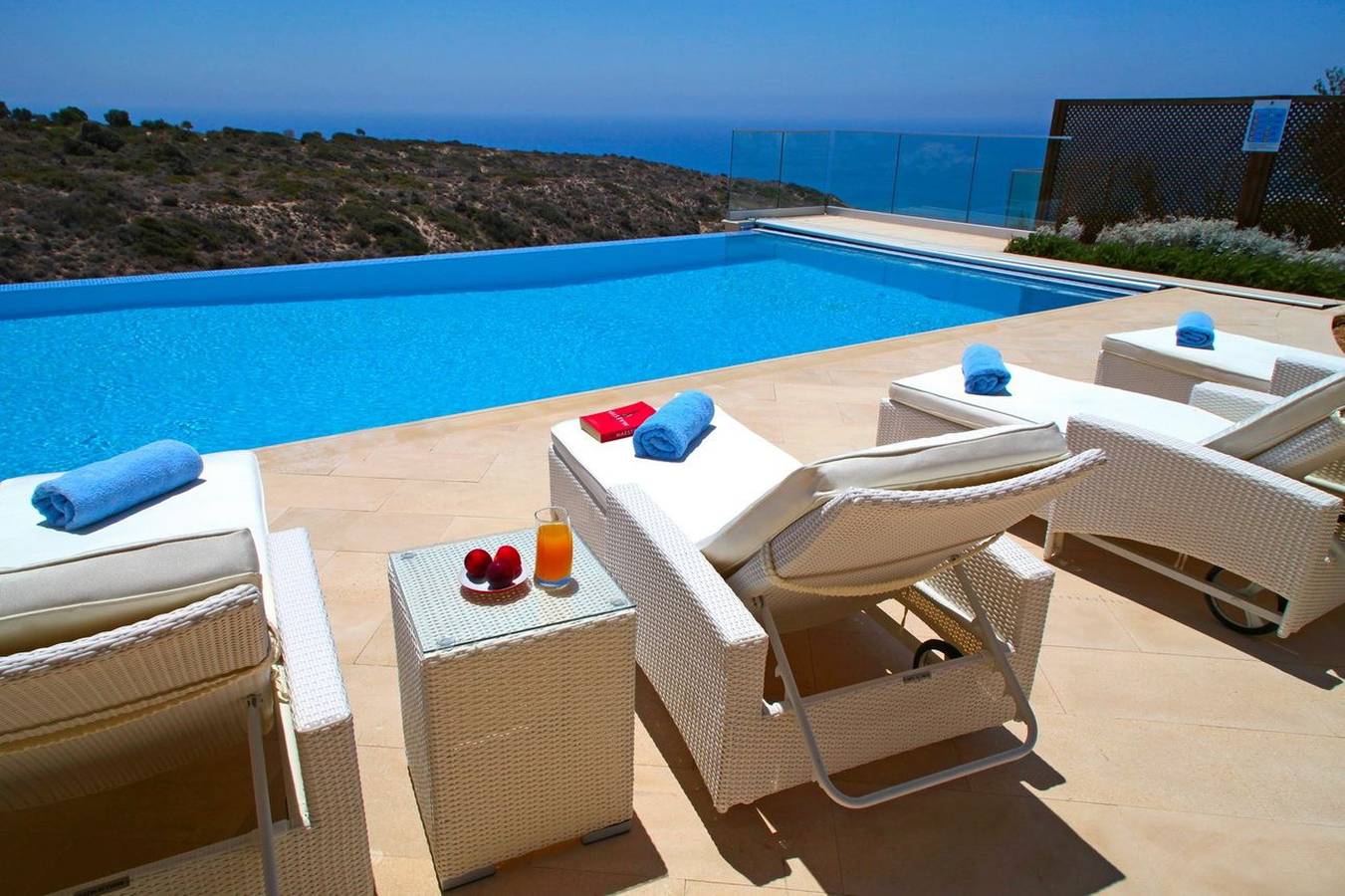 Aphrodite Hills Mythos Collection | Villa Poseidon| Private Pool | Sea View | 4 Bedrooms | Paphos in Kouklia Pafou, Chypre du Sud