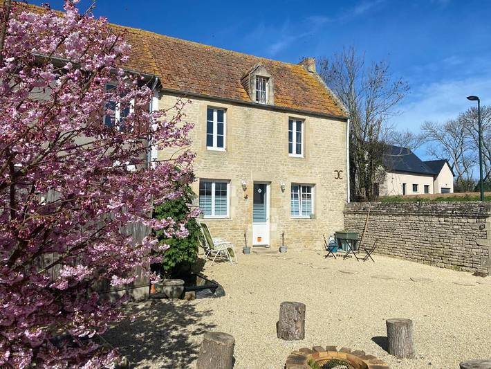 Gîte pour 2 personnes, avec jardin, animaux acceptés à Sainte-Croix-sur-Mer