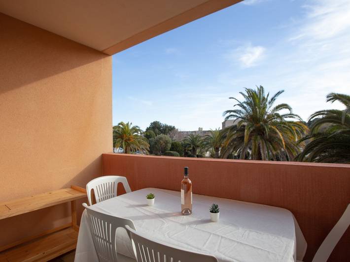 Location de vacances pour 4 personnes, avec balcon et jardin à Bormes-les-Mimosas