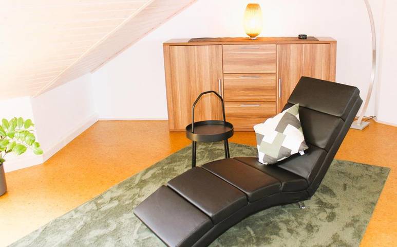 Ferienwohnung für 2 Personen, mit Balkon und Ausblick in Rhodt unter Rietburg - 3