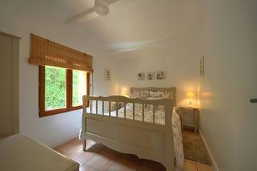 Maison de campagne pour 4 personnes, avec jardin et terrasse à La Chapelle-Aubareil