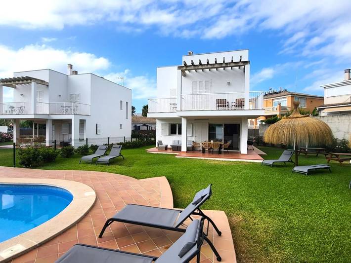 Villa mit pool für 12 Personen, mit Garten und Pool in Playa de Muro