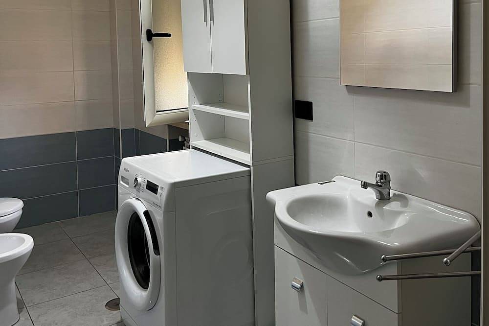 Ganze Wohnung, Large and Cozy 2-bedroom apartment in charming Corigliano-Rossano with Wifi, Ac in Rossano Stazione, Rossano