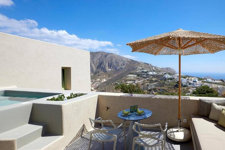 Chambre d’hôte pour 2 personnes, avec piscine ainsi que terrasse et vue, animaux acceptés à Santorin - 4