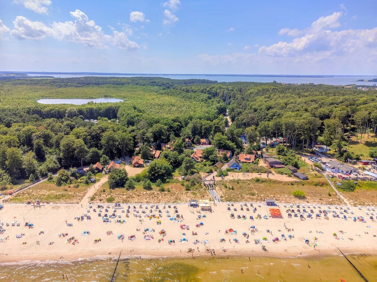 Entire apartment, Ferienwohnung direkt am Strand im Ostseebad Ückeritz auf der Insel Usedom. in Ückeritz, Bernsteinbäder