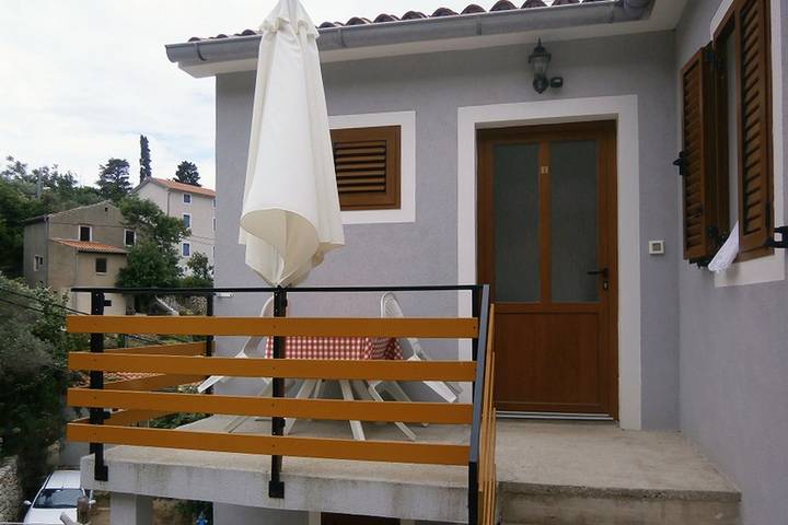 Ferienwohnung für 5 Personen, mit Balkon/Terrasse in Valun
