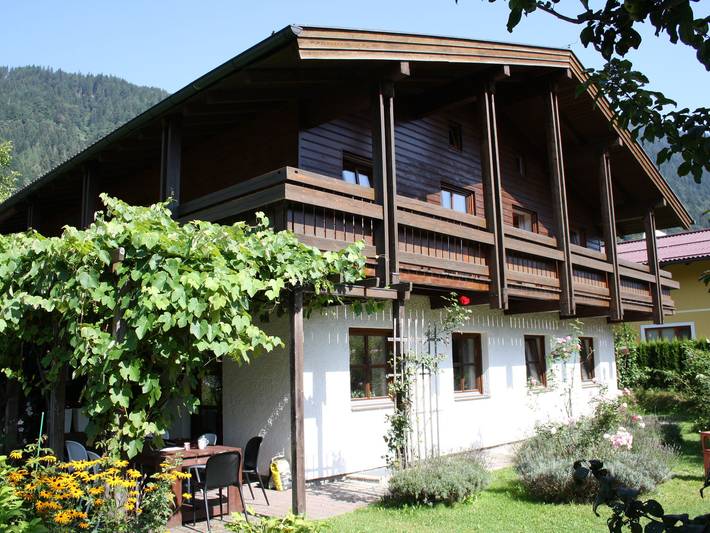 Villa für 8 Personen, mit Balkon und Terrasse sowie Garten in Österreich