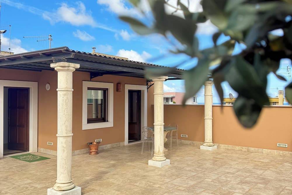 Cozy penthouse located in a characteristic historical building in Puglia in Fasano, Salento