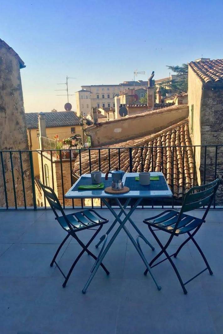 Ferienwohnung für 4 Personen, mit Terrasse und Ausblick in Todi