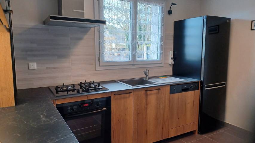 Gîte pour 8 personnes, avec jardin et terrasse à Plouhinec (Morbihan) - 4