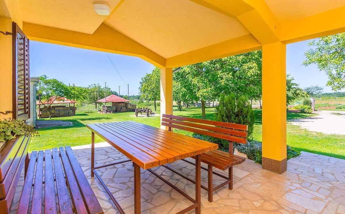 Ferienhaus mit Klimaanlage und Terrasse in Barban, Südküste Istrien