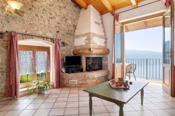 Holiday Rental for 4 People in Tignale, Northern Lake Regions, Photo 2