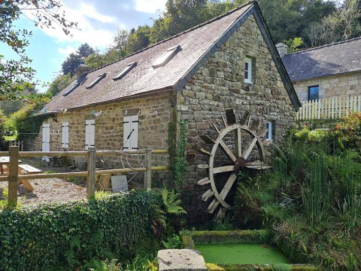 Location de vacances pour 6 personnes, avec jardin à Plogonnec