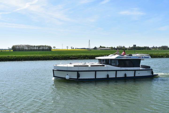 Boot für 7 Personen, mit Balkon/Terrasse und Terrasse in Burgund - 3