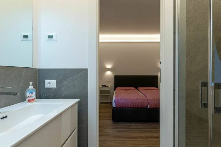 Atemberaubendes  Ferienhaus für 12 Personen mit  W-Lan, Tv und Terrasse in Verceia (Dorf), Verceia