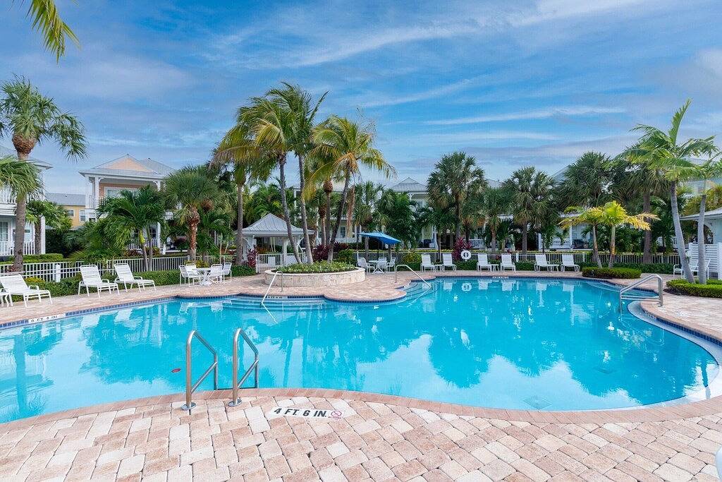 Anglers Reef Islamorada - 2:2.5, Boat Slip, Pool & Beach in Windley Key, Islamorada