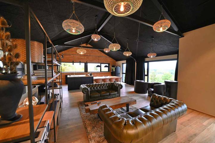 Location de vacances pour 8 personnes, avec jardin ainsi que sauna et terrasse dans Septon - 2