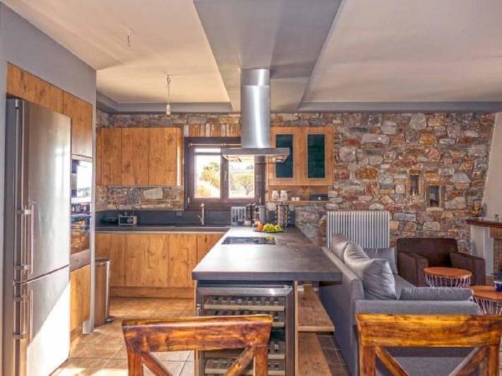 Location de vacances pour 8 personnes, avec jardin et piscine dans Syros - 2