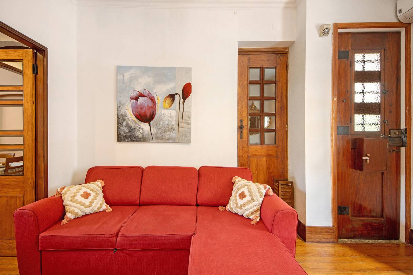 Ferienhaus 'Dellarose Silver' mit privater Terrasse, Wlan und Klimaanlage in Massarelos, Porto