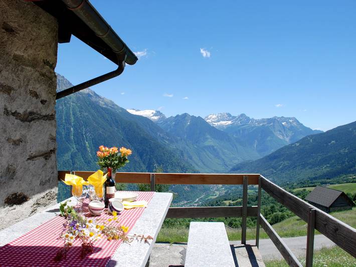 Ferienhaus für 4 Personen, mit Terrasse und Garten sowie Ausblick